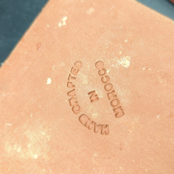 Hand painted terra Cotta set of two Moroccan tile coasters - Picture 6 of 8